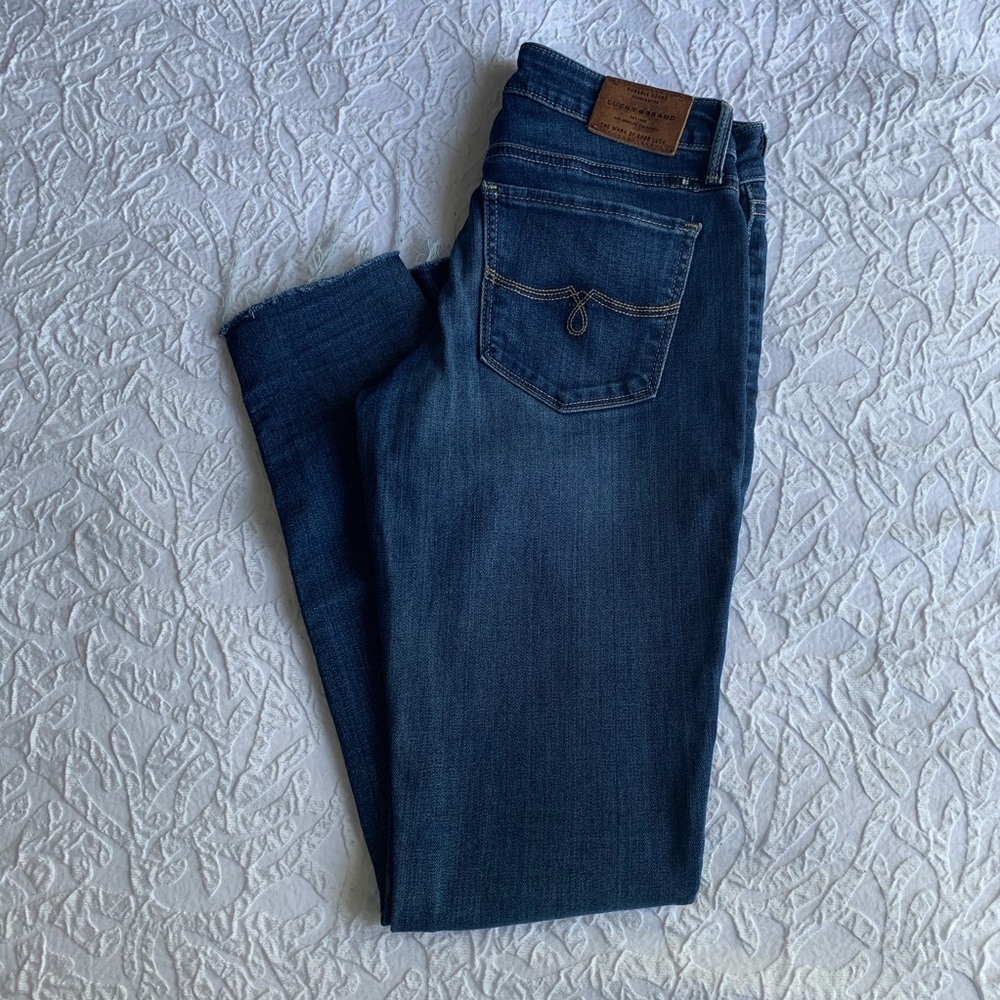 Lucky Brand Lolita Skinny with Raw Hem sz 00